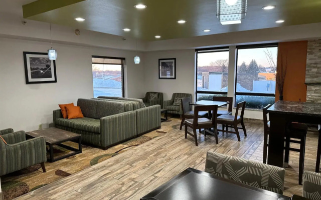 Holiday Inn Express & Suites Eden Prairie – Minneapolis by IHG
