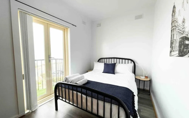 Unwind Esplanade Beach Escape No 5