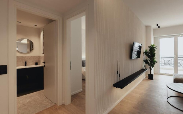 1 Bedroom Apartment With Balcony and sea View