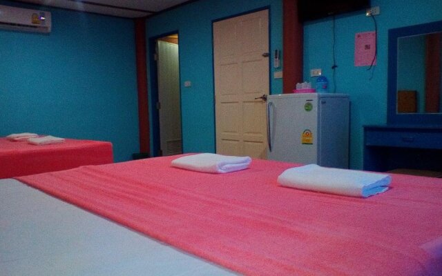 Sangthong Andaman Resort