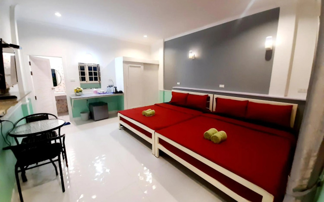 Fancy Carp Resort Hua-Hin