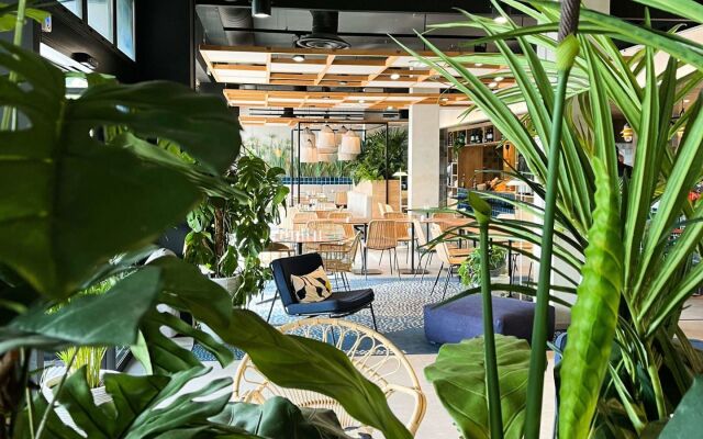 Ibis Lunel Petite Camargue