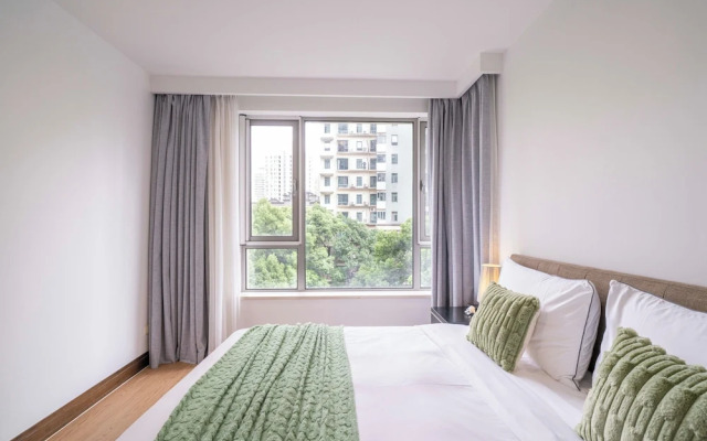 Tyms Premium 1BR 1BA Apt Yongxin Century