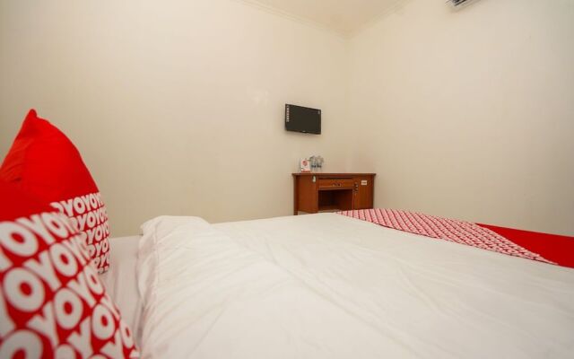 OYO 1281 Home Stay 83