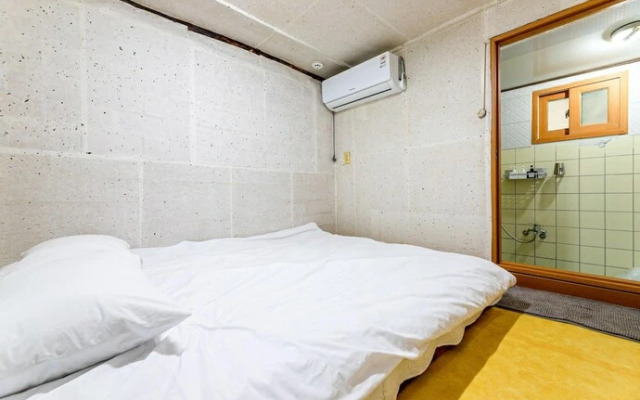 Gyeongju Seokgulam Pension