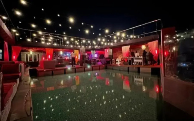 Mai Hotel