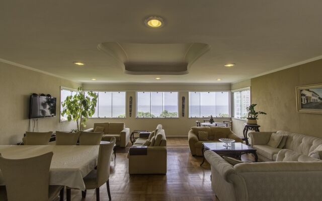 LineRio Copacabana Family Residence 350