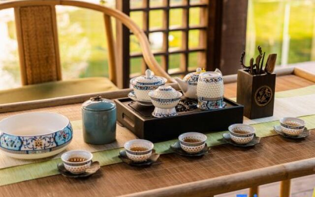 Howard Johnson Hotel Tongfang Plaza Zhuji