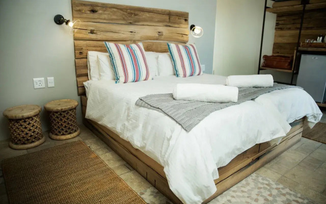 Driftwood Guesthouse