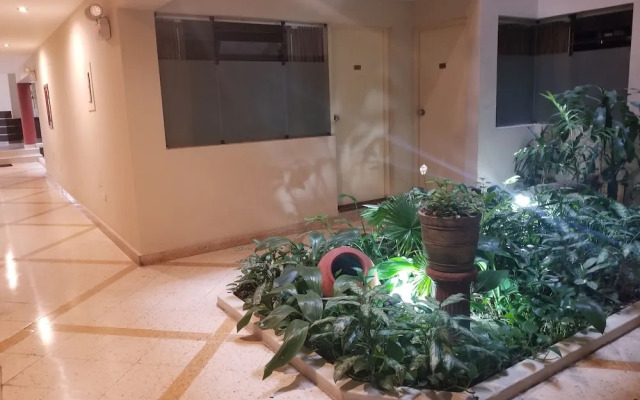El Brujo Hotel - La Merced