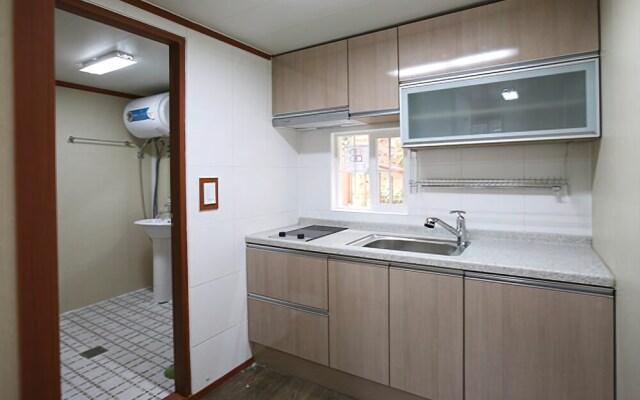Galaxy x Hotel type Caravan Glamping&Pension