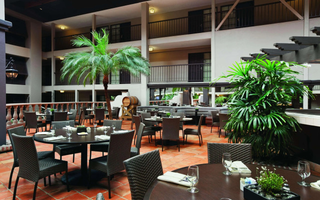 Embassy Suites by Hilton Napa Valley