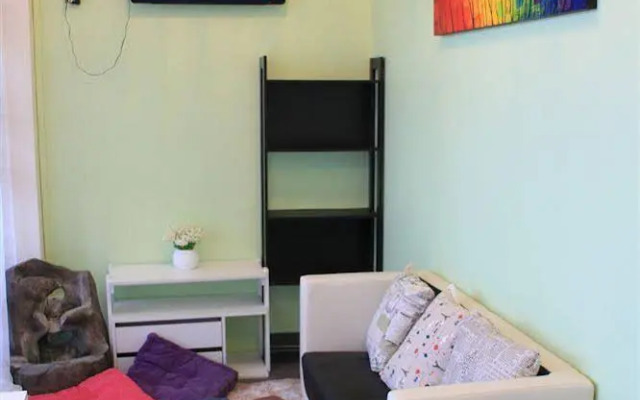 U8 Hostel