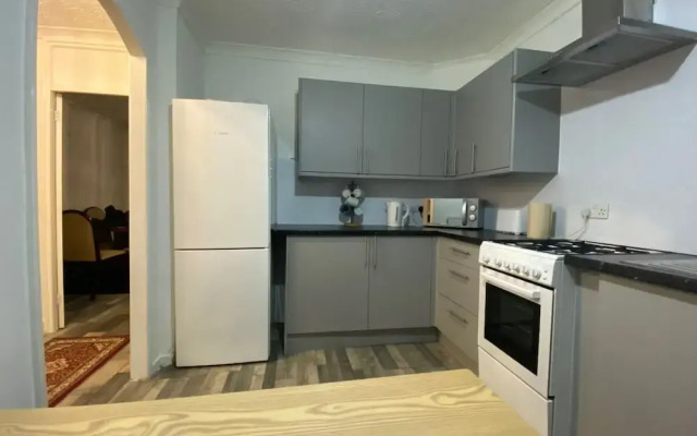 London Charm - 3 Bedroom House Near Canary Wharf