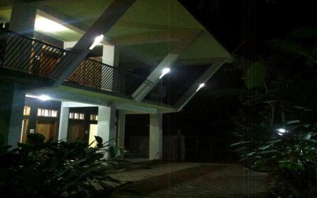 Lara Home Stay
