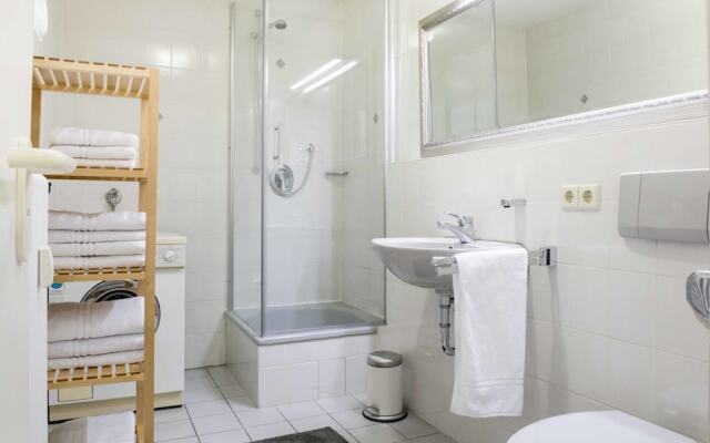 Sweet City with Balcony