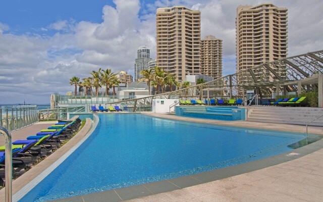 Soul on the Esplanade - HR Surfers Paradise