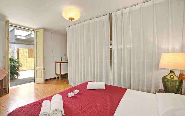 Villa Carolina spacious with garden