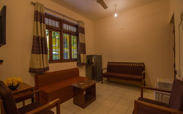 OYO 15758 Elegant 1 BHK Calangute