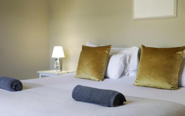 Saronsberg Vineyard Cottages