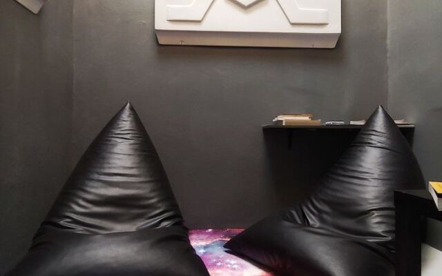 Met A Space Pod At Asoke