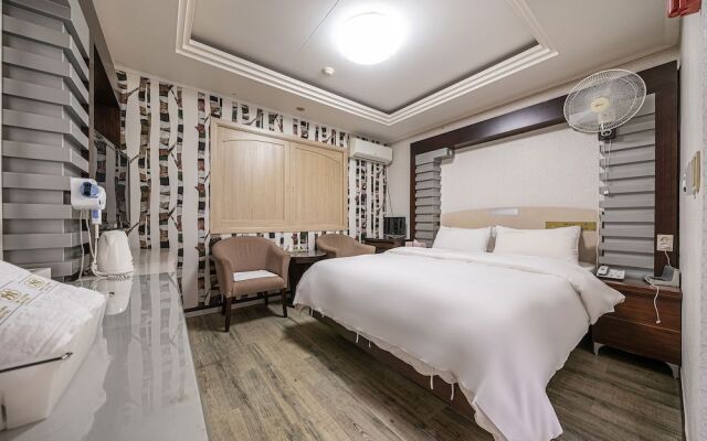 Yangpyeong Hotel New York