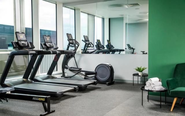 Holiday Inn Manchester Airport by IHG