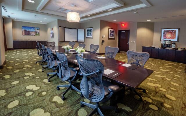 Hilton Garden Inn Buffalo Downtown