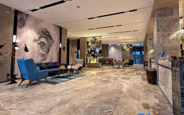 KunLunLeJu Jingxuan Hotel (Zhengzhou South China City Jinyi City)