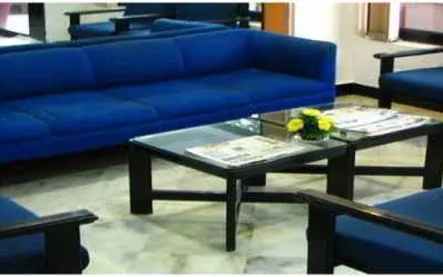 Hotel Crown Continental