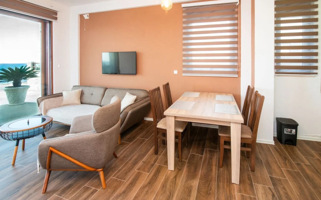 Sunset Bay Apartments