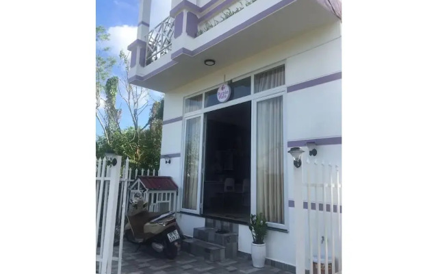 Purple Place Homestay - Hostel