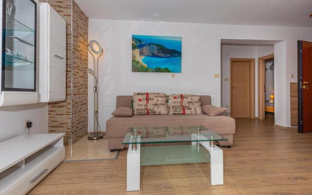 Apartments Sare