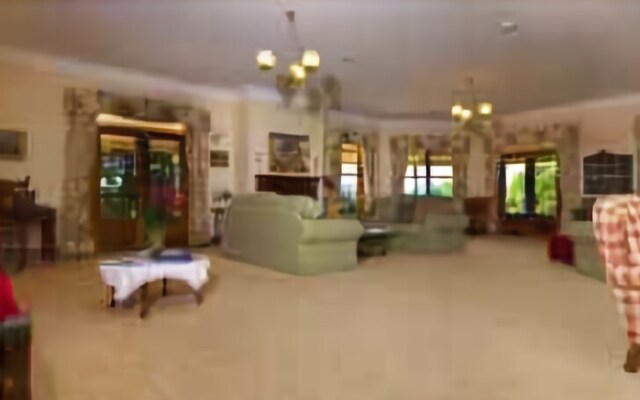 Abbotsford Country House