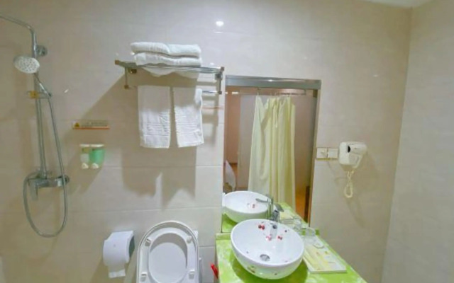 Super 8 Hotel Fuzhou Sanfangqixiang Wuyi Plaza
