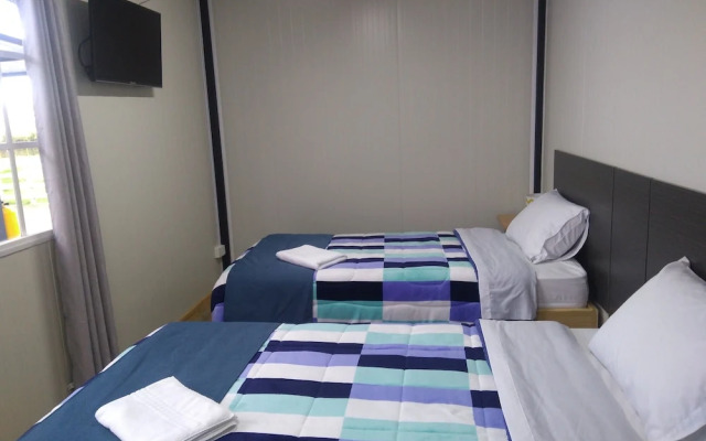 Isak Hotel & Golf Airport