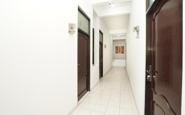 OYO 485 Marcello Residence