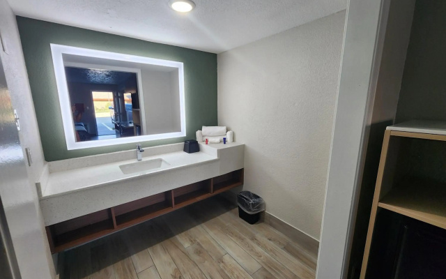 Americas Best Value Inn Longview