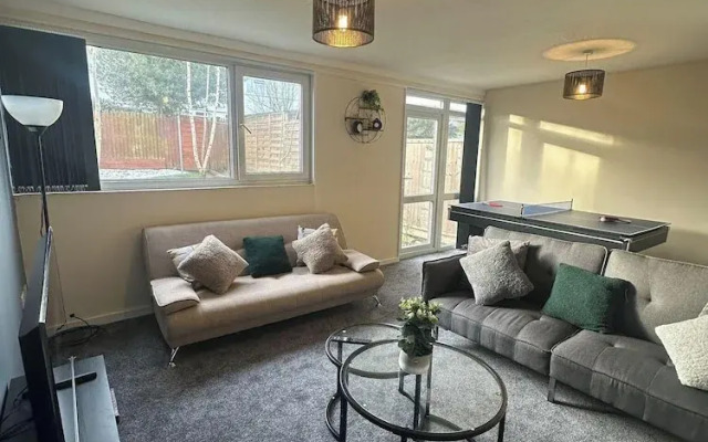 Sark Drive Serenity-cosy 3BR House in Birmingham