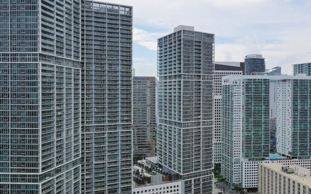Miami World Rental - Iconbrickell 3210