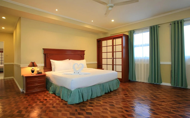 Wild Orchid Beach Resort