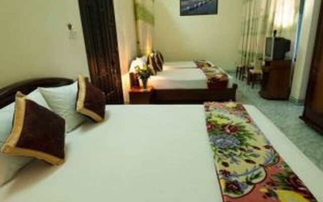 Ha Binh Hotel & Motel