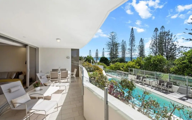Sea Pearl 202- Waterfront Luxury