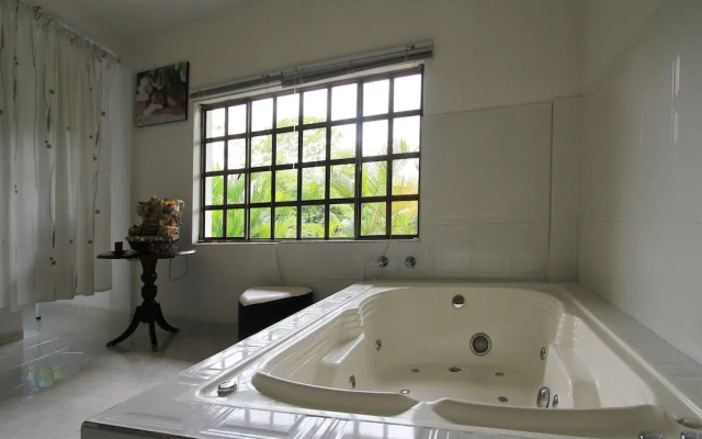 Hotel Villeta Resort