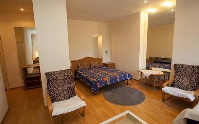 Kapitan Shmidt Apartments