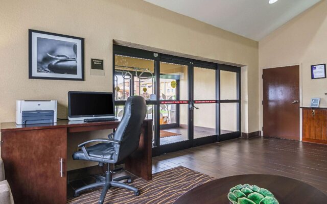 Spark by Hilton Oxford