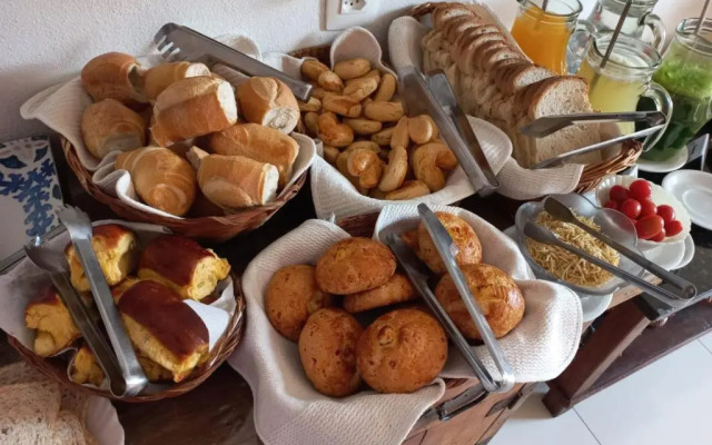 Pousada Sinhá Moça Campos Ltda