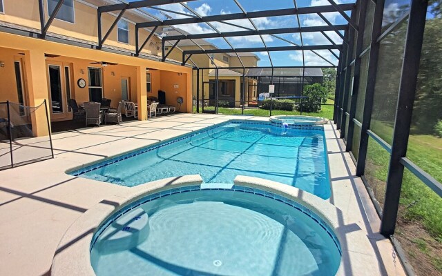Emerald Island Resort Six-bedroom