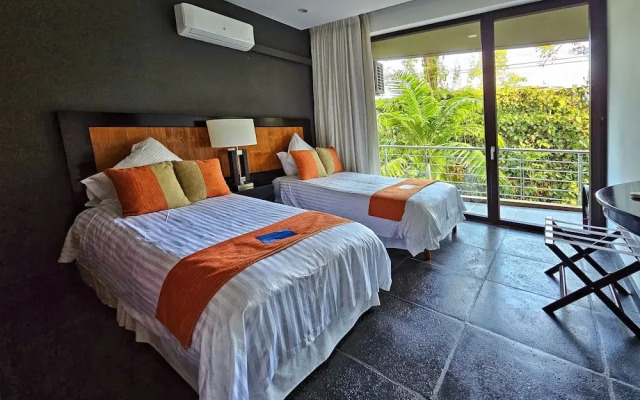Los Altos Resort