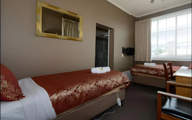 Edinburgh Gallery Bed & Breakfast – Guest Rooms – Hobart